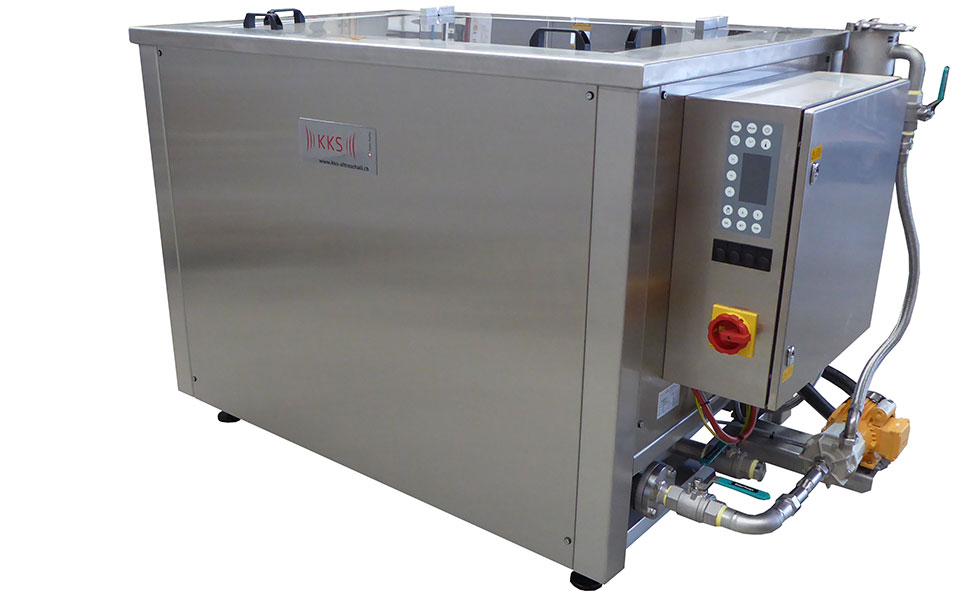 Picture of NW series ultrasonic tank for ultrasonic cleaning of large workpieces and industrial cleaning.